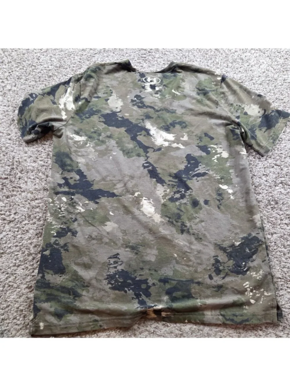 Under Armour Project Rock Veterans Day Shirt Men's Medium Camo Flag